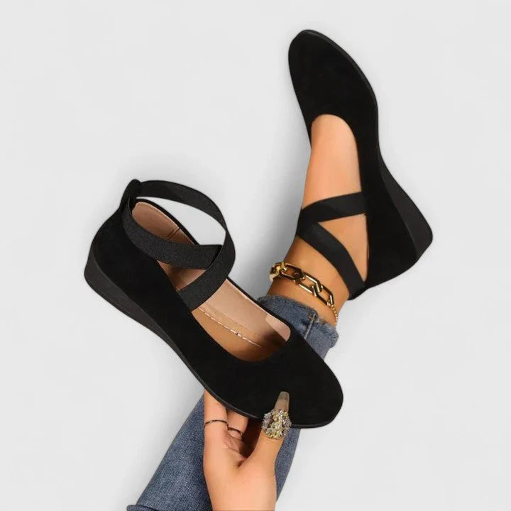 Black / 12