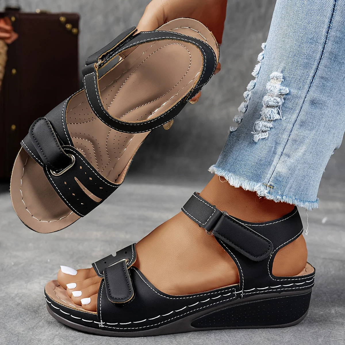 Black / 12 / Wide fit