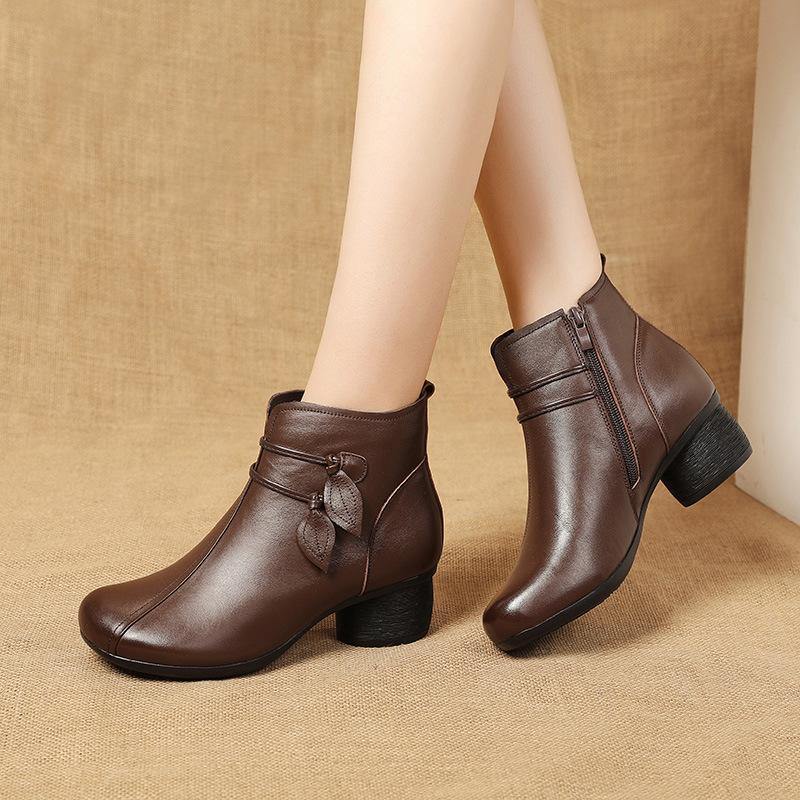 Brown / 12