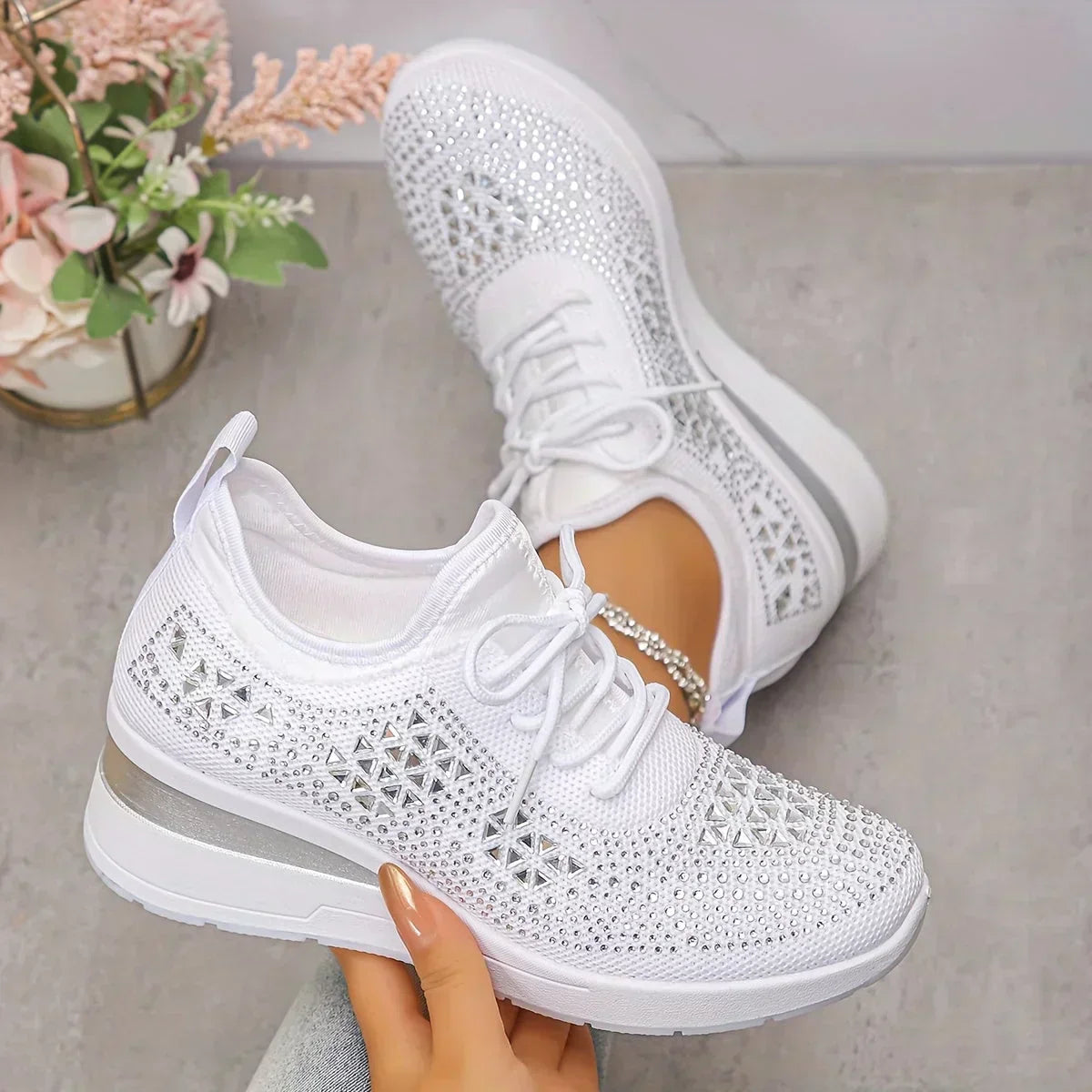 White / 12