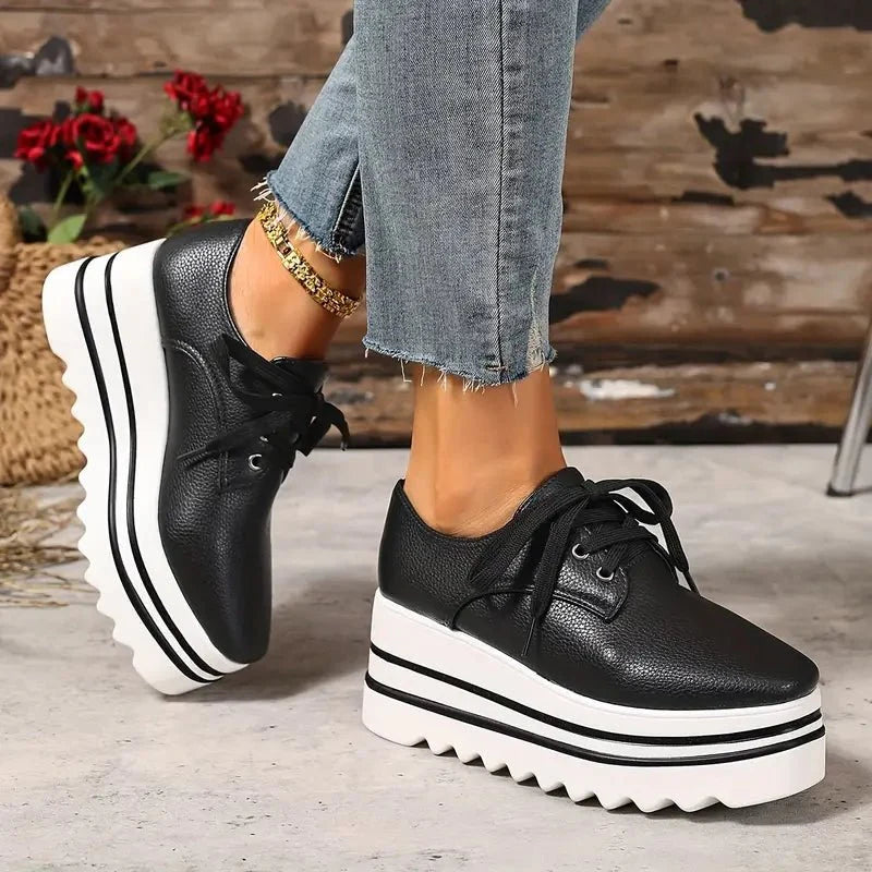 Black / 12