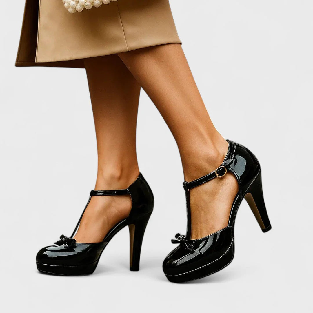 Black / 12