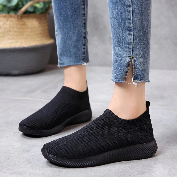 Black / 12