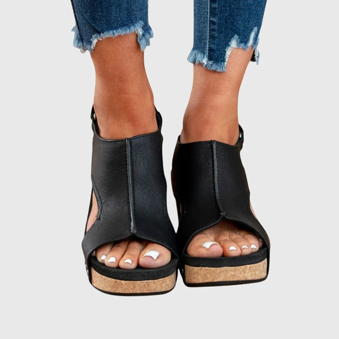 Black / 12