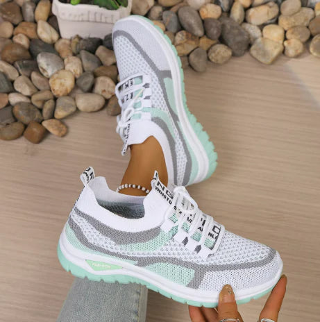 White/Green / 12