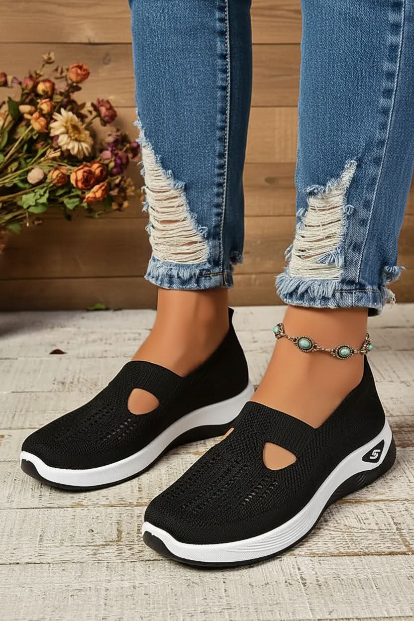 Black / 12