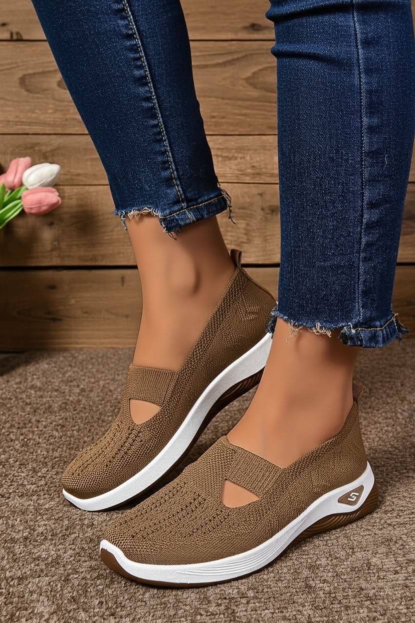 Brown / 12