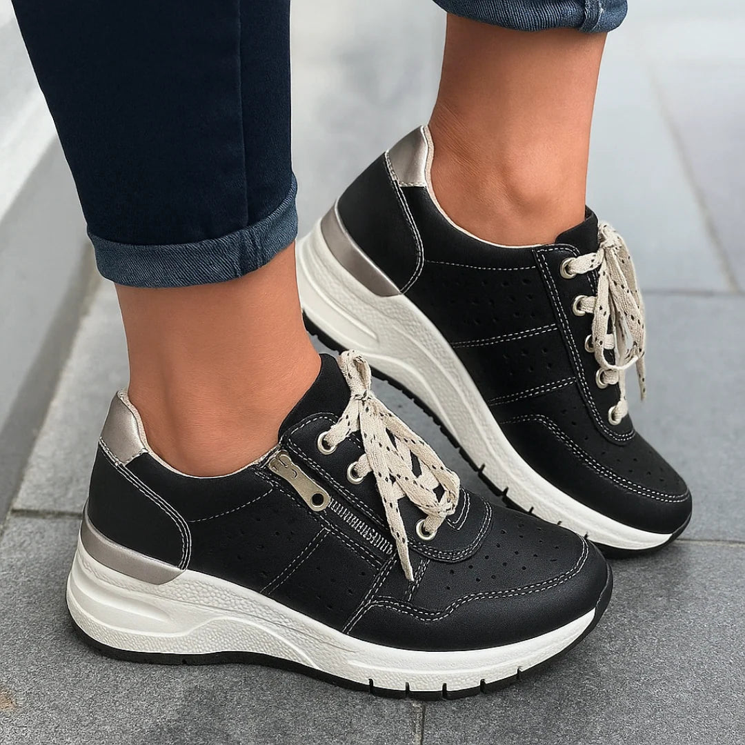 Black / 12