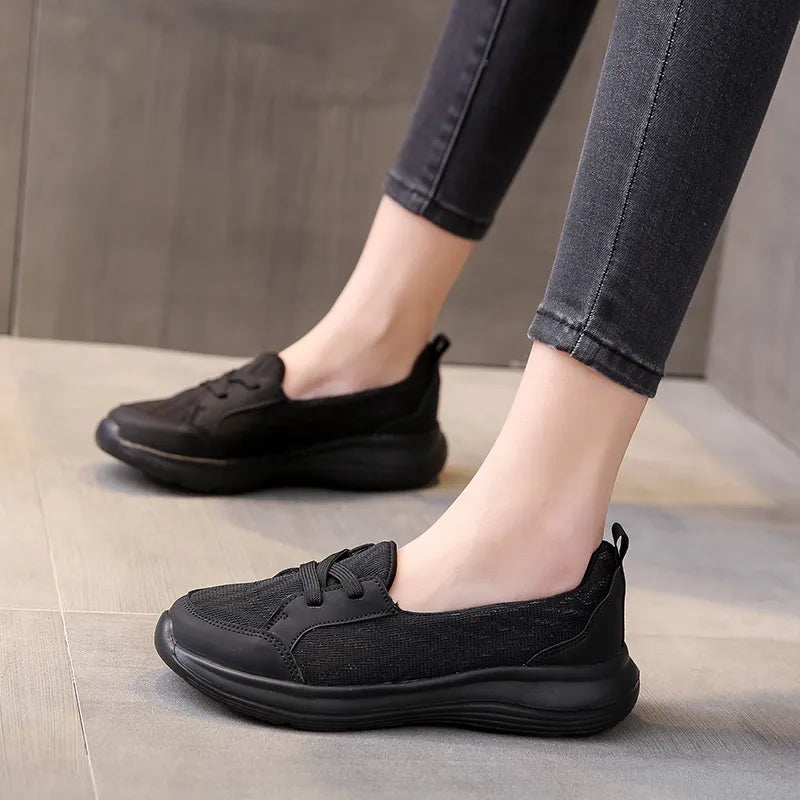 Black / 12