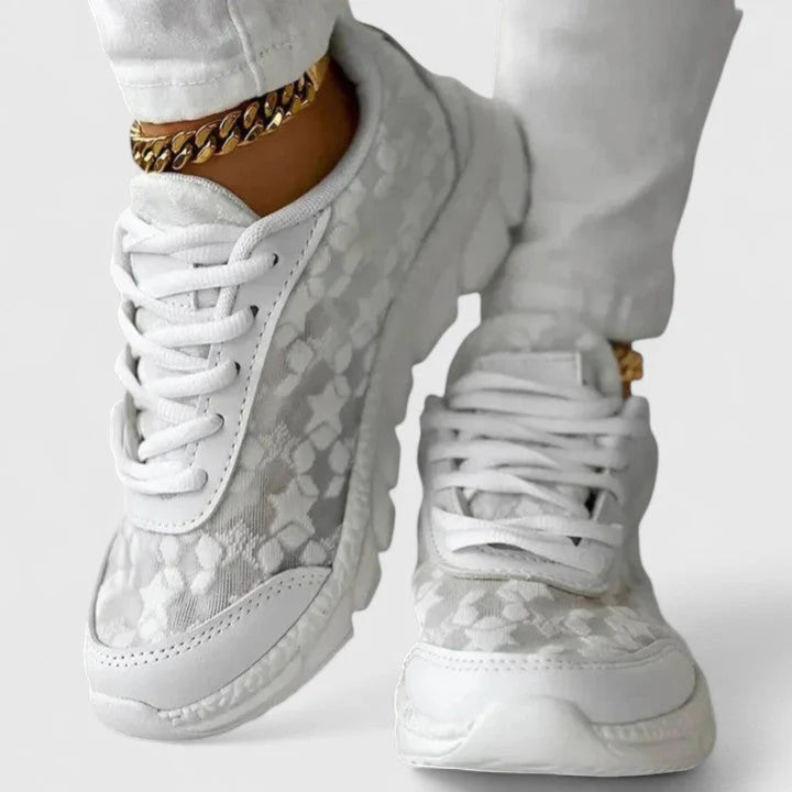 White / 12